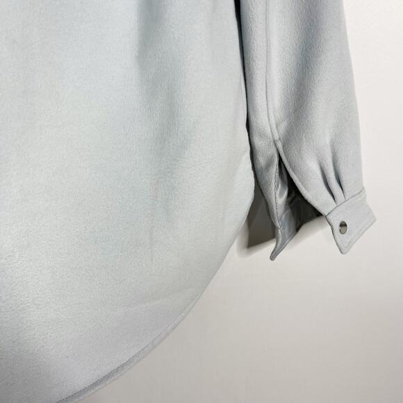 Abercrombie and Fitch Womens Small S Light Blue Gray Cozy Shacket Snap Button - Picture 8 of 10